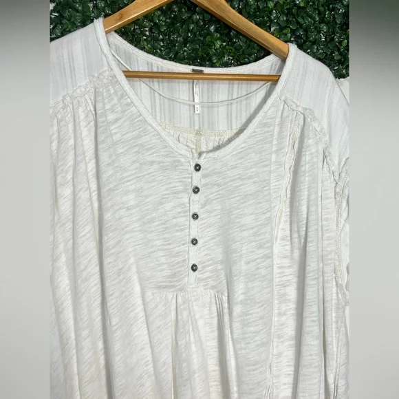 Free People Aster Henley Oversized Boho White Short Sleeved Top Medium - Picture 2 of 13